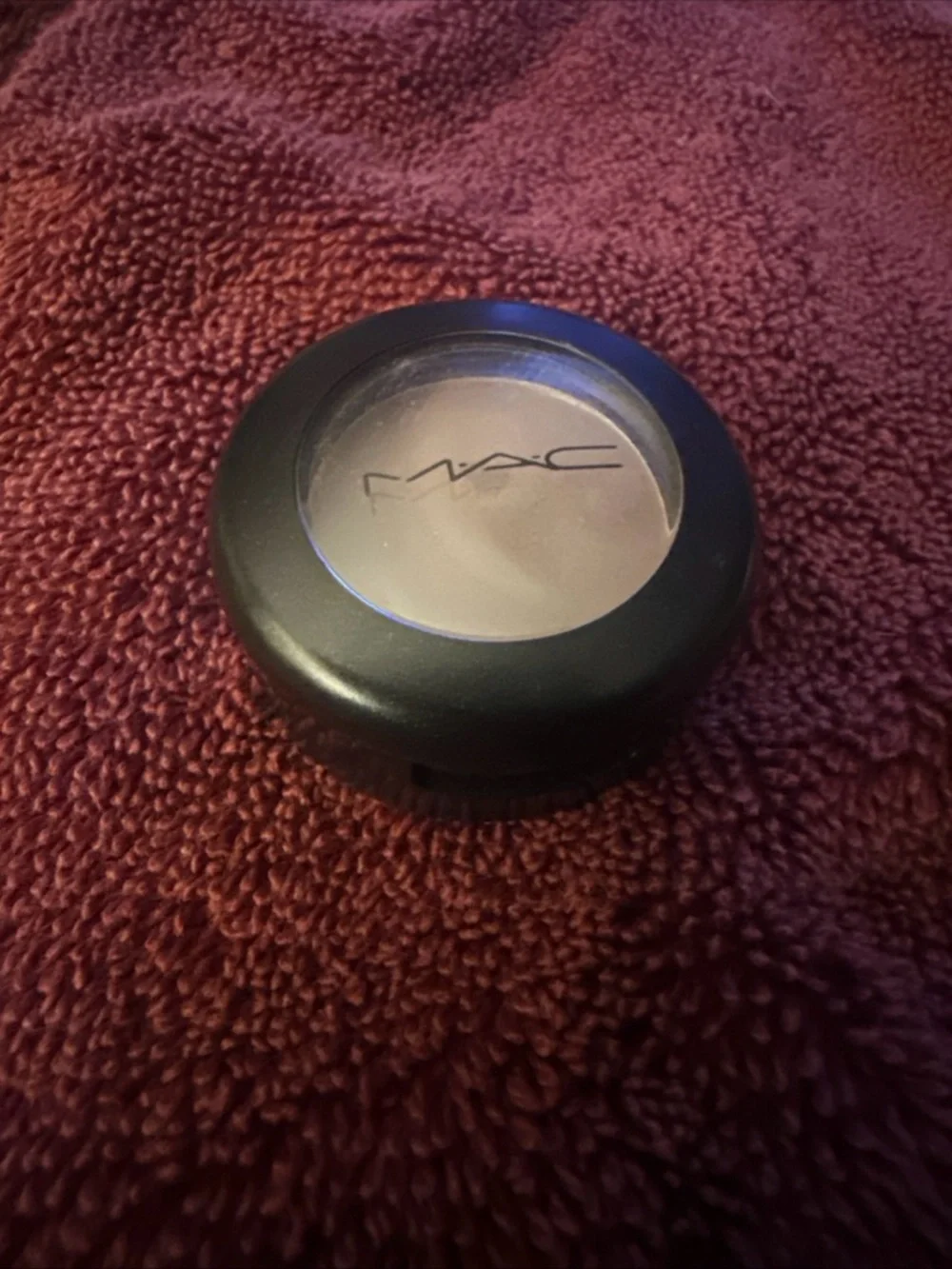 From the vault “priceless” in one word MAC Cosmetics Quarry Matte Eyeshadow - - Picture 1 of 4